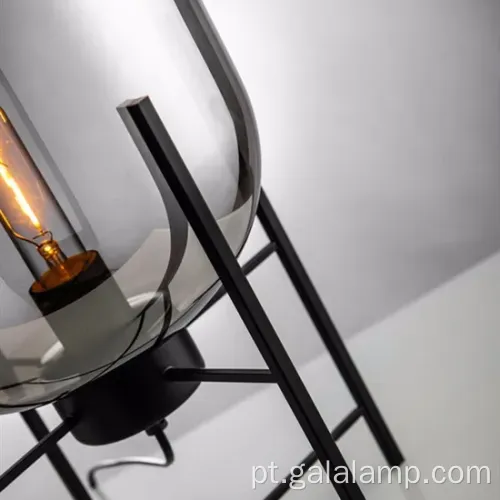 Lumbo de piso de vidro âmbar elegante para interiores modernos